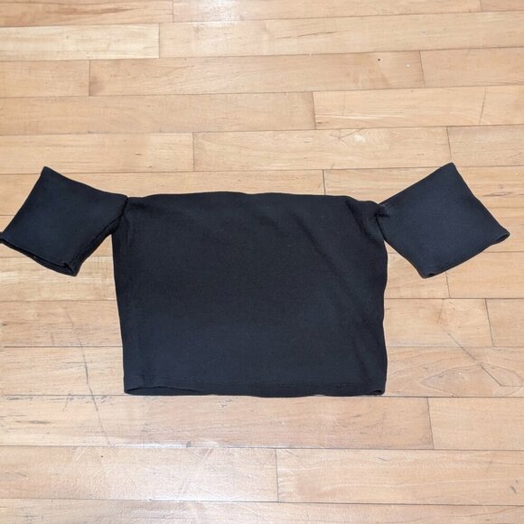 NWT Abercrombie & Fitch | Soft AF Rib Off-The-Shoulder Crop Top in Black - Picture 2 of 12